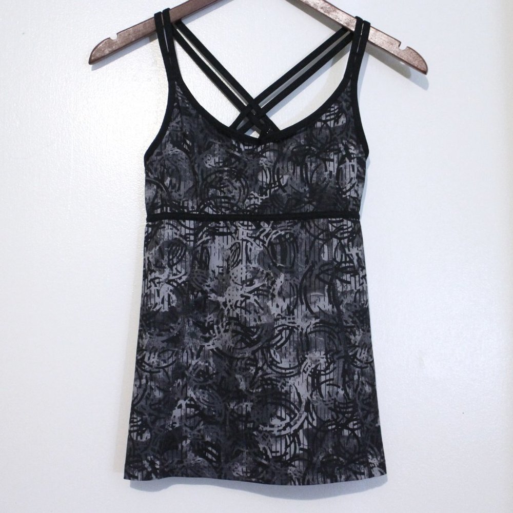 CHAMPION WORKOUT BLACK & WHITE SWIRL STRAPPY TANK, ATHLETIC XS